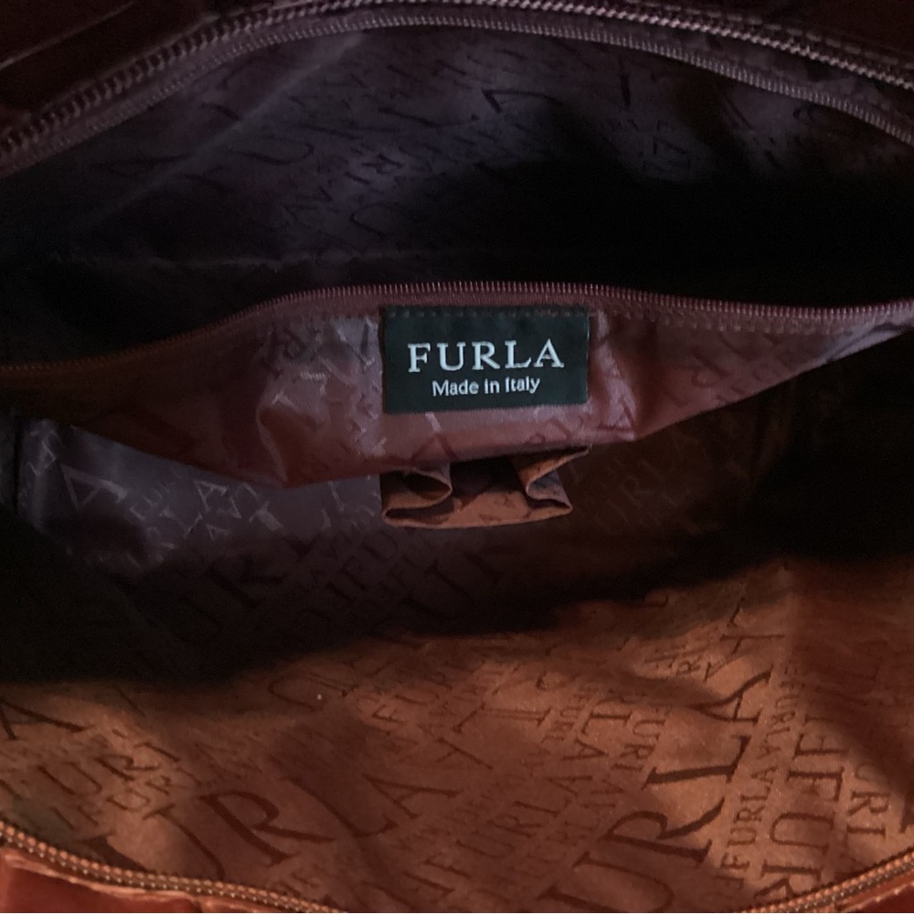 Furla Red Crocodile-Embossed Tote Bag - Picture 11 of 12